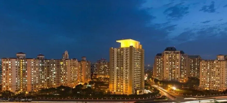DLF The Royalton Tower
